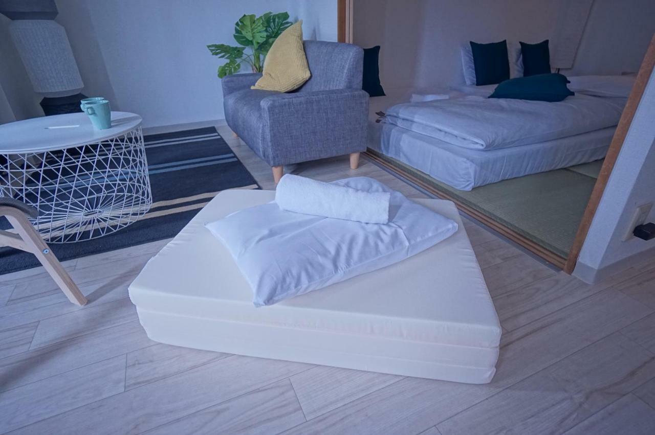 Million Apartment *